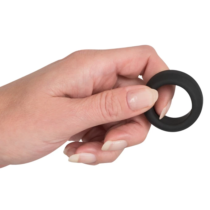 Black Velvets Cock Ring 2,6Cm - Elastyczny pierścień erekcyjny