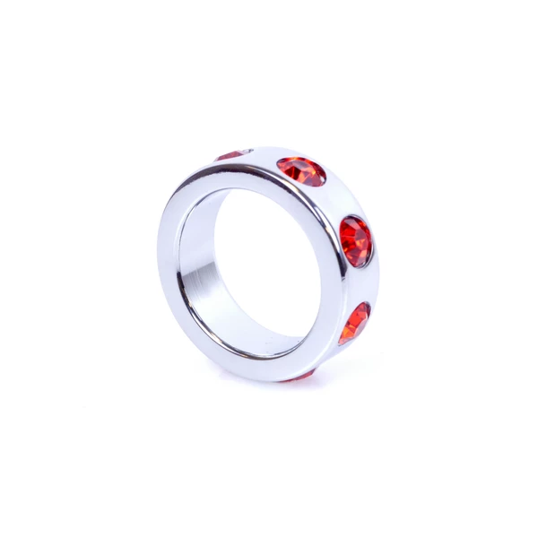 Boss Series Metal Cock Ring With Red Diamonds Small - metalowy pierścień erekcyjny, zdobiony