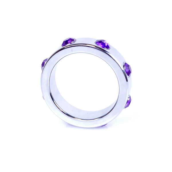 Boss Series Metal Cock Ring With Purple Diamonds Large - metalowy pierścień erekcyjny, zdobiony