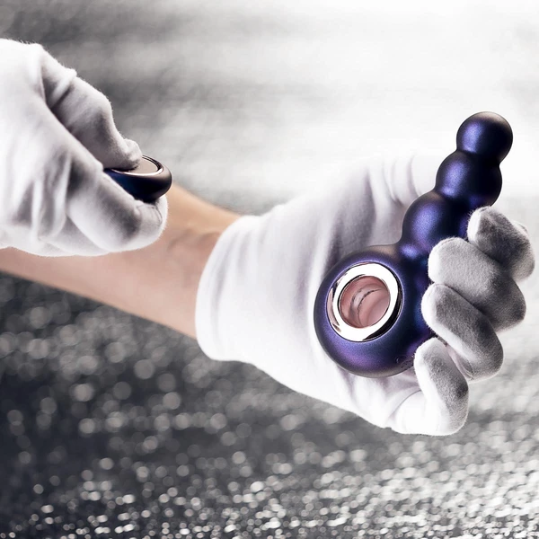 Hueman Outer Space Vibrating Anal Plug - Wibrujące koraliki analne
