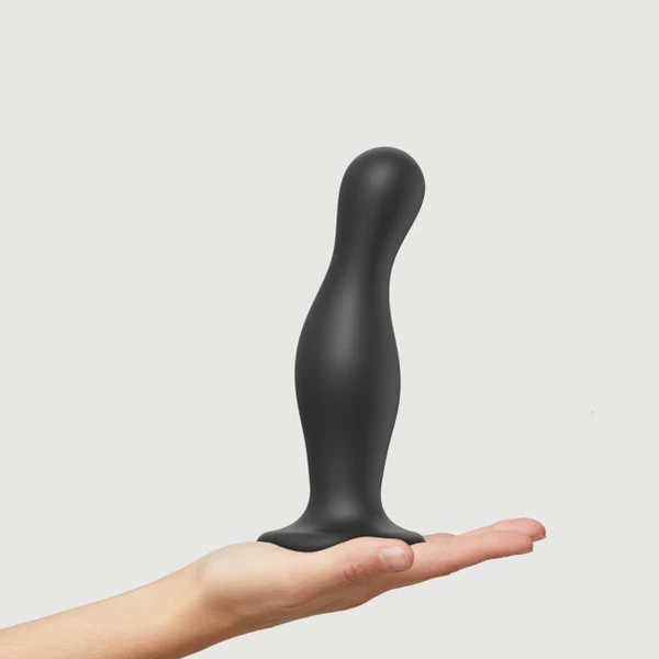 Strap-on-me dildo plug curvy black - Dildo z przyssawką strap on XL, Czarny