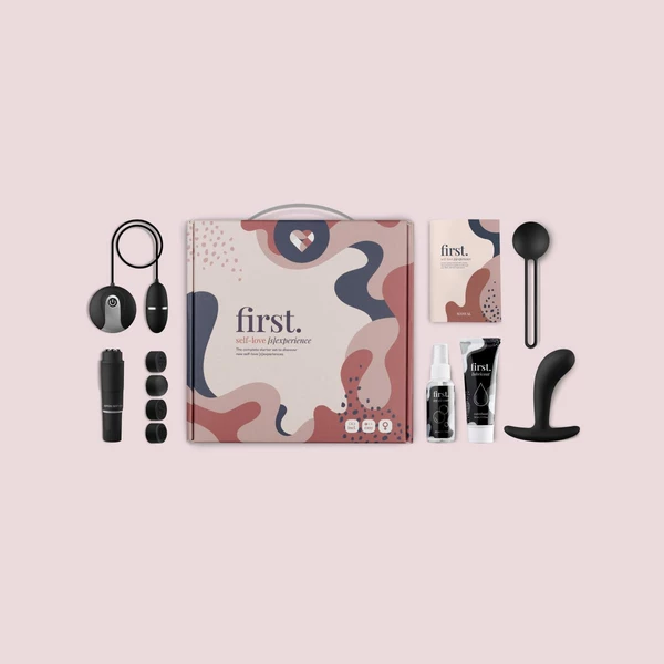 Easy Toys first. self-love [s]experience starter - Zestaw gadżetów dla Niej