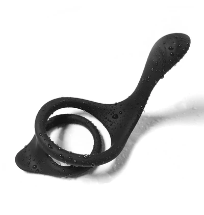 Boss Series tail black - Elastyczny pierścień erekcyjny z wypustką na perineum