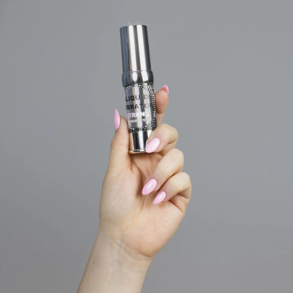 Secret Play Strong Stimulator Liquid Vibrator 15 Ml - Żel wibrator w płynie