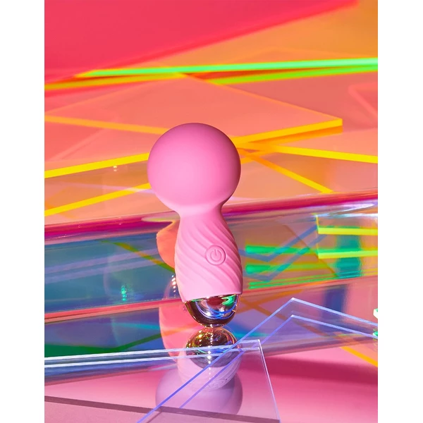 Love to Love Itsy Bitsy Pink Passion - Wibrator wand