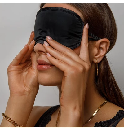 Crushious Satin Blindfold - Opaska na oczy, Czarna