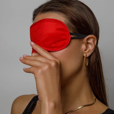 Crushious Satin Blindfold - Opaska na oczy, Czerwona