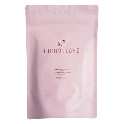 High on Love Sensual Bath Salts 500G - Sól do kąpieli, pąki róż i olej konopny