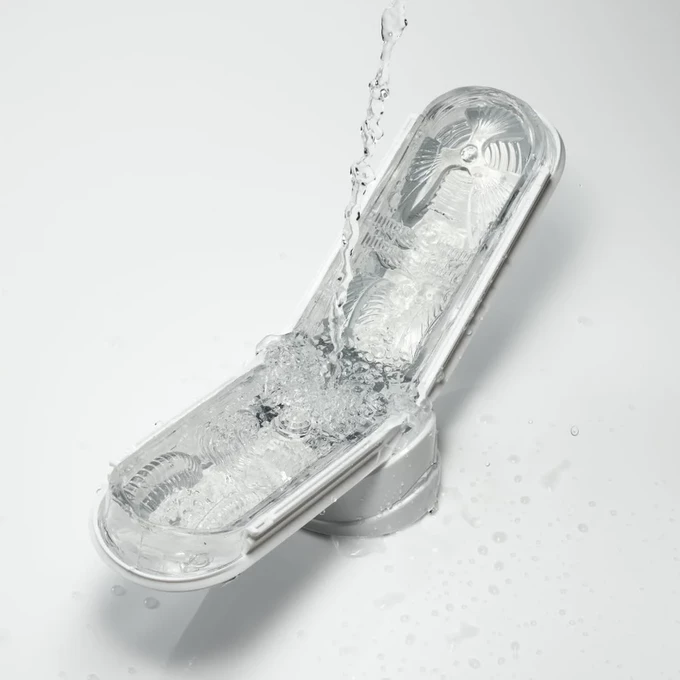 Tenga Flip 0 Gravity - Masturbator Klasyczny z efektem ssania i ciśnienia, próbka lubrykantu gratis