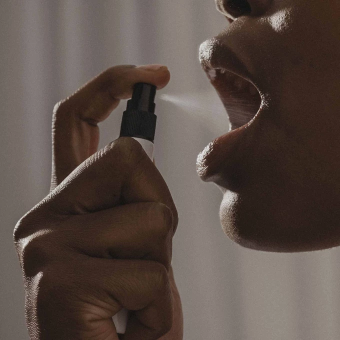 Bijoux Indiscrets  Slow Sex - spray nawilżający do seksu oralnego