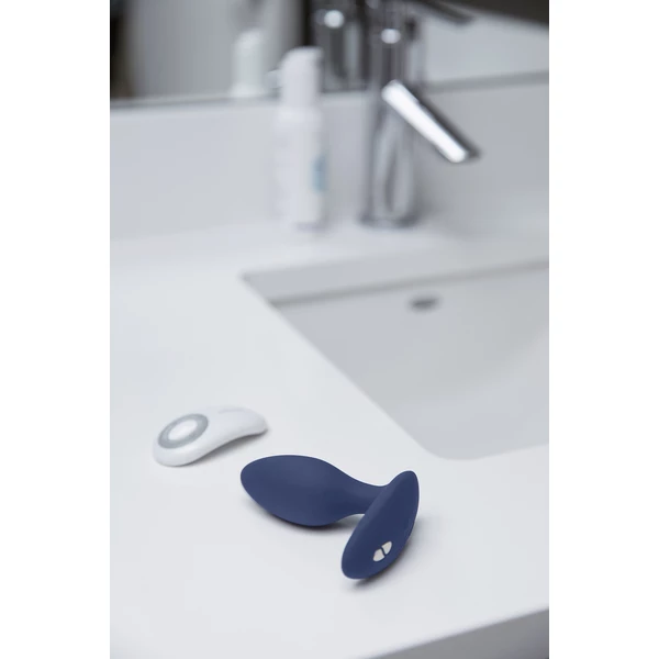 We-Vibe Ditto - wibrujący korek analny z pilotem, granatowy