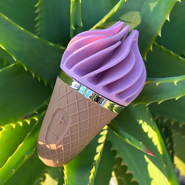 Satisfyer Sweet Treat Spinnator Pink - Wibrator łechtaczkowy w kształcie lodów