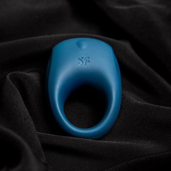 Satisfyer Strong One Ring  - Wibrujący pierścień erekcyjny sterowany aplikacją