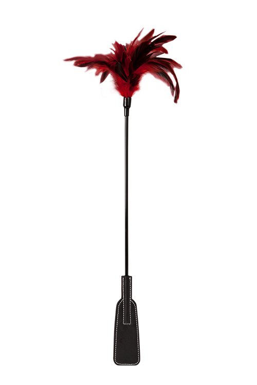 Guilty Pleasure Feather Crop Black/Red - Pejcz z piórkiem Czarny, Czerwony ▶️▶️ DYSKRETNIE ▶️ GWARANCJA ▶️ PRZESYŁKA 24h ▶️