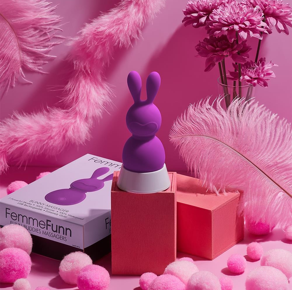 FemmeFun Bunny Massager - Wibrator w kształcie króliczka ⚫ DARMOWA DOSTAWA od 299zł ⚫ DYSKRETNA PRZESYŁKA 24H Z POLSKI ⚫