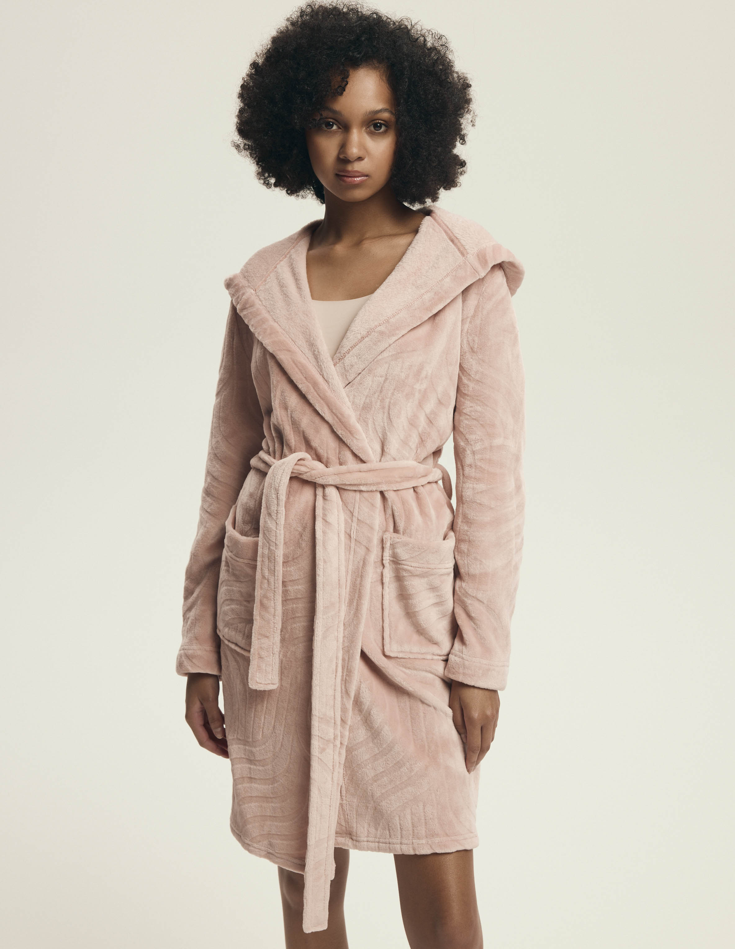 Henderson Devyn - Szlafrok, Jasnoróżowy Wariant/Rozmiar: M ⚫ DARMOWA DOSTAWA od 299zł ⚫ DYSKRETNA PRZESYŁKA 24H Z POLSKI ⚫