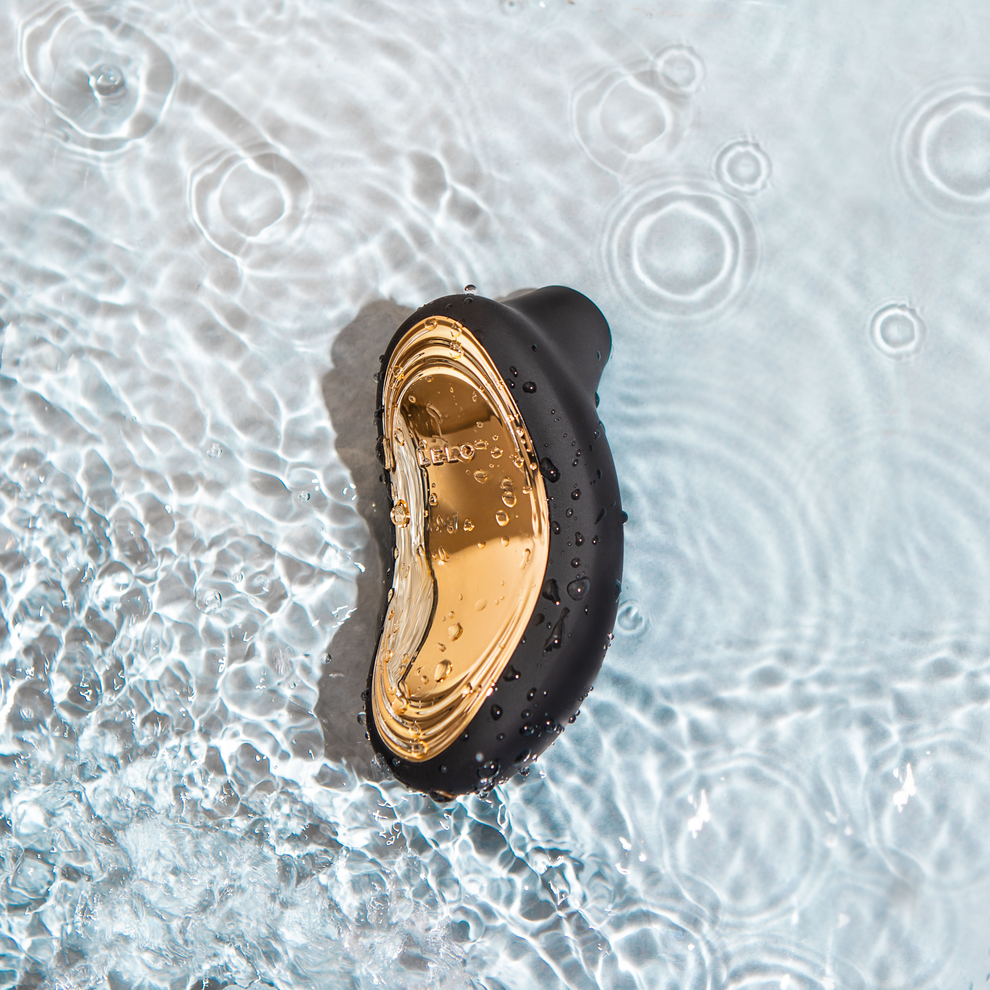 Lelo Sona 2 Cruise - soniczny masażer łechtaczki, czarny ⚫ DARMOWA DOSTAWA od 299zł ⚫ DYSKRETNA PRZESYŁKA 24H Z POLSKI ⚫