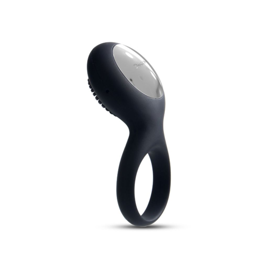 Svakom Tyler Vibrating Ring Black - Wibrujący pierścień na penisa , Czarny ▶️▶️ DYSKRETNIE ▶️ GWARANCJA ▶️ PRZESYŁKA 24h ▶️